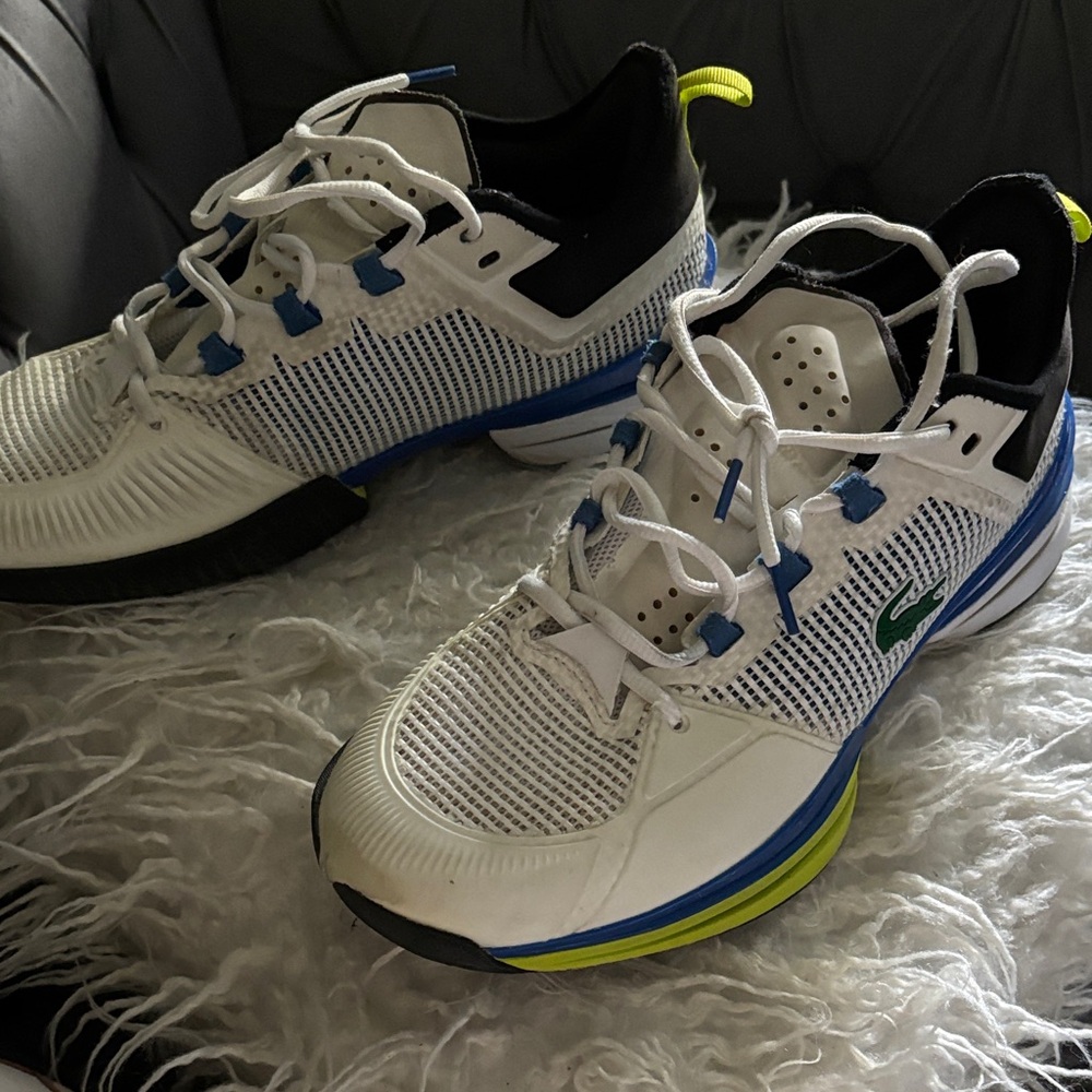 Lacoste White and Blue Sneakers with Green Accents - Picture 6 of 8
